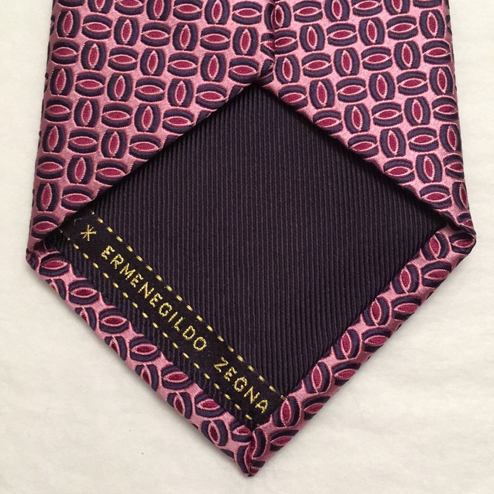 Ermenegildo Zegna. 100% silk tie. Brand new wo tag
